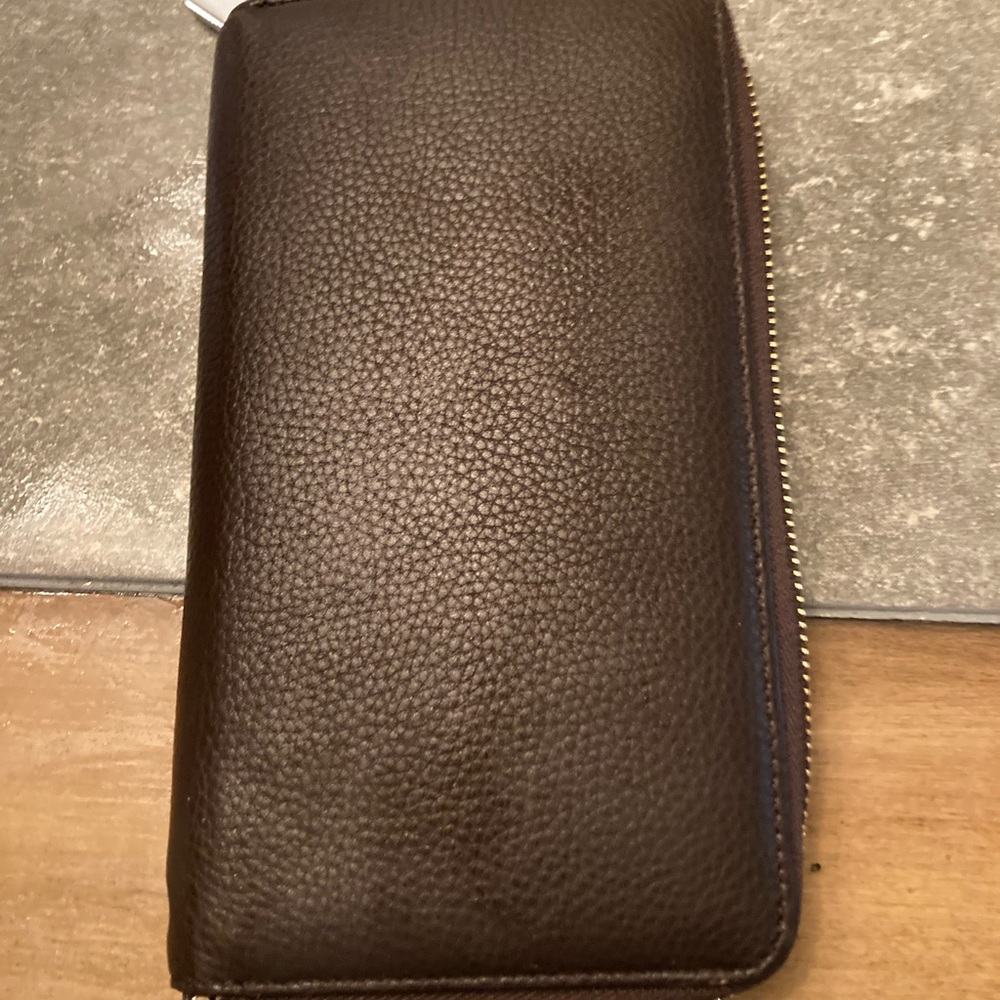 Women’s wallet brown